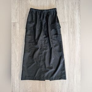 Reformation Cargo Skirt Black